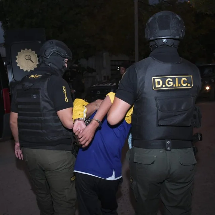 Allanamientos en Córdoba y el Complejo Carcelario de Bouwer: 17 detenidos por robo, estafas y violencia