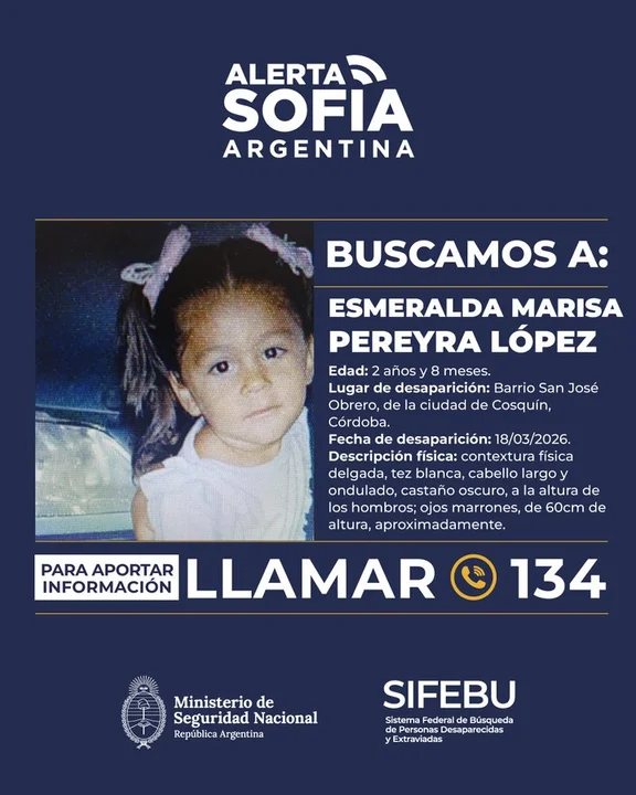 Desesperada búsqueda de Esmeralda en Córdoba: su mamá sospecha que se llevaron a su hija