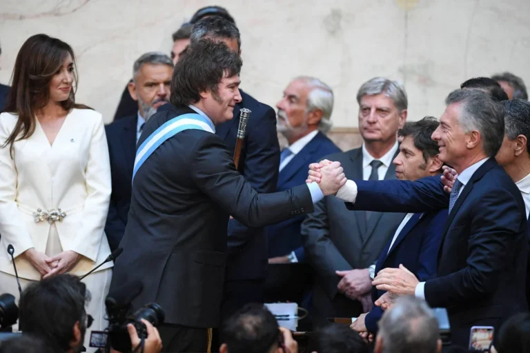 En el Gobierno descartan una recuperación del vínculo con Macri: expectativa por el acuerdo en Ciudad y PBA