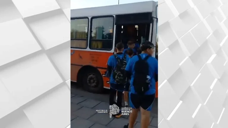Secuestran un colectivo que llevaba menores sin VTV ni seguro y con neumáticos lisos