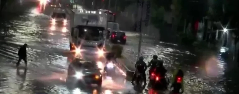 Temporal en el AMBA: calles anegadas y más de 11 mil usuarios sin luz