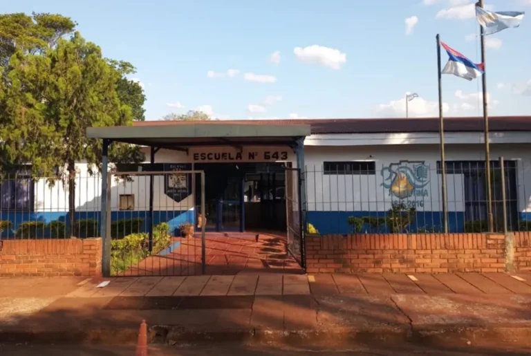 Misiones: un docente de escuela primaria fue denunciado por el supuesto abuso sexual de tres alumnas