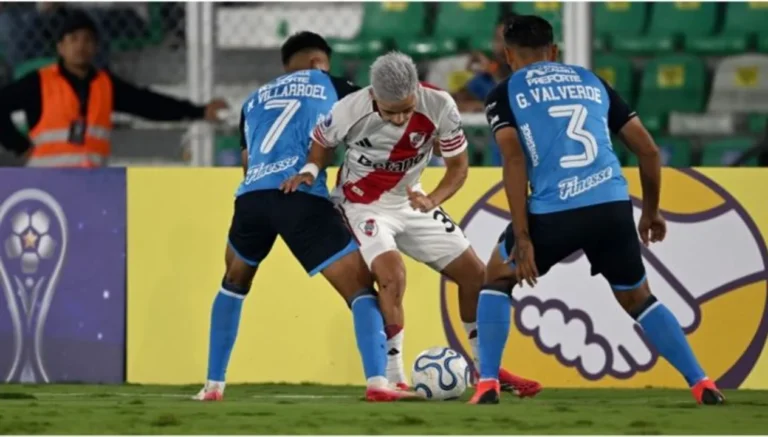 Debut con polémica: fuerte malestar de los hinchas de River por la exclusividad de la TV en la Sudamericana