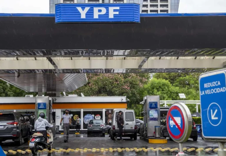 YPF no subirá la nafta por 45 días: las razones