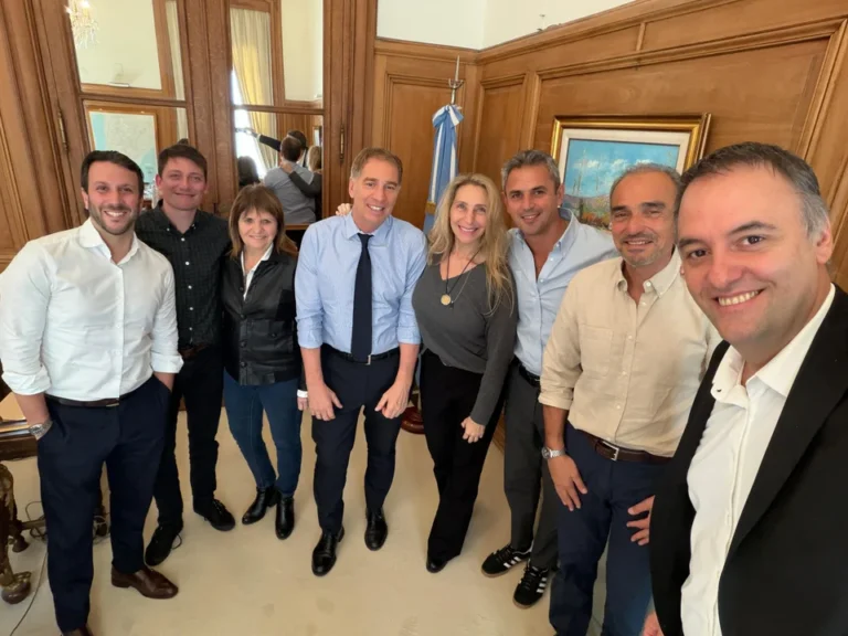 El Gobierno vuelve a reunir a su mesa política para ajustar la agenda parlamentaria