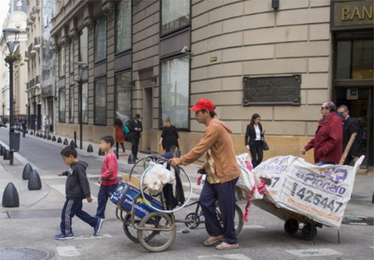 Pobreza infantil: más del 50% de los niños argentinos son pobres