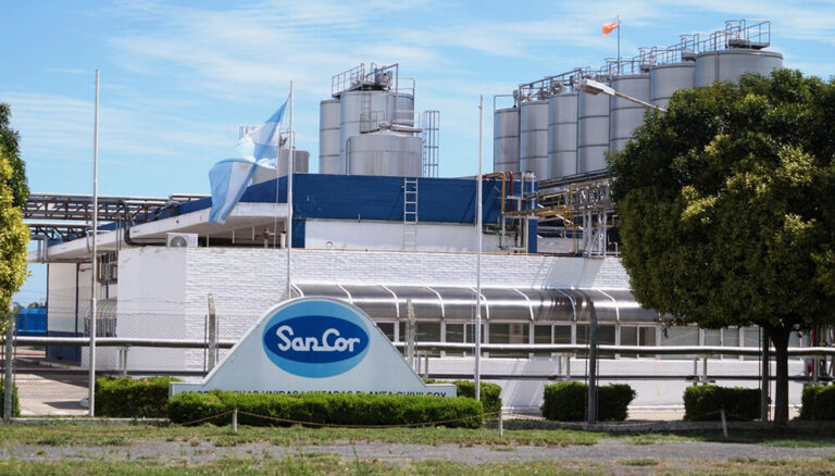 Debe US$120 millones: la láctea SanCor pidió su quiebra