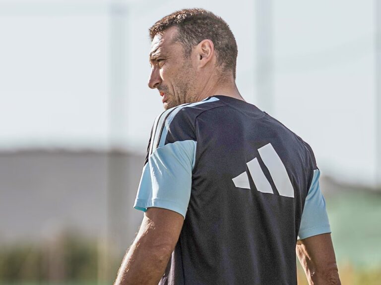 La Selección Argentina llegó a Estados Unidos para defender su título en el Mundial
