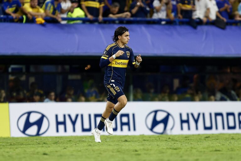 A qué hora juega hoy Boca vs. U. Católica y por dónde se puede ver en vivo el partido de la Copa Libertadores