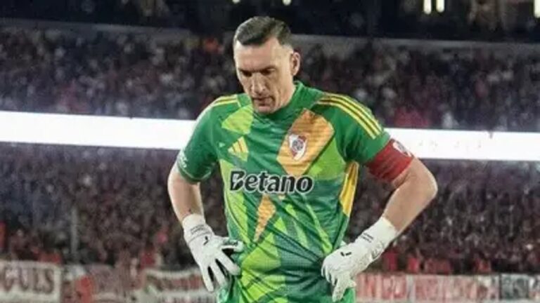 River podría perder a Armani: Atlético Nacional sueña con repatriarlo