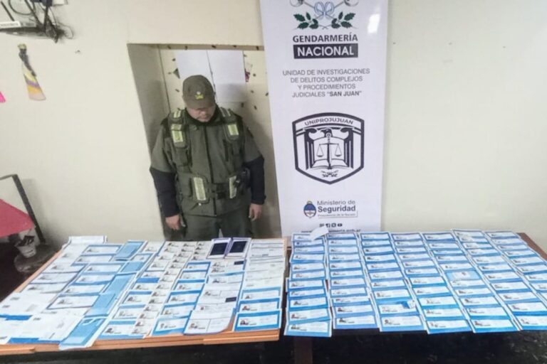 San Juan: condenaron a una funcionaria del Registro Civil por emitir DNI falsos