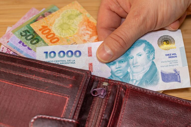 Créditos hipotecarios: cuánto hay que ganar para comprar un departamento en junio 2026